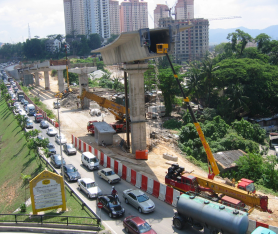 Viaduct & main line bridge at various stages of construction